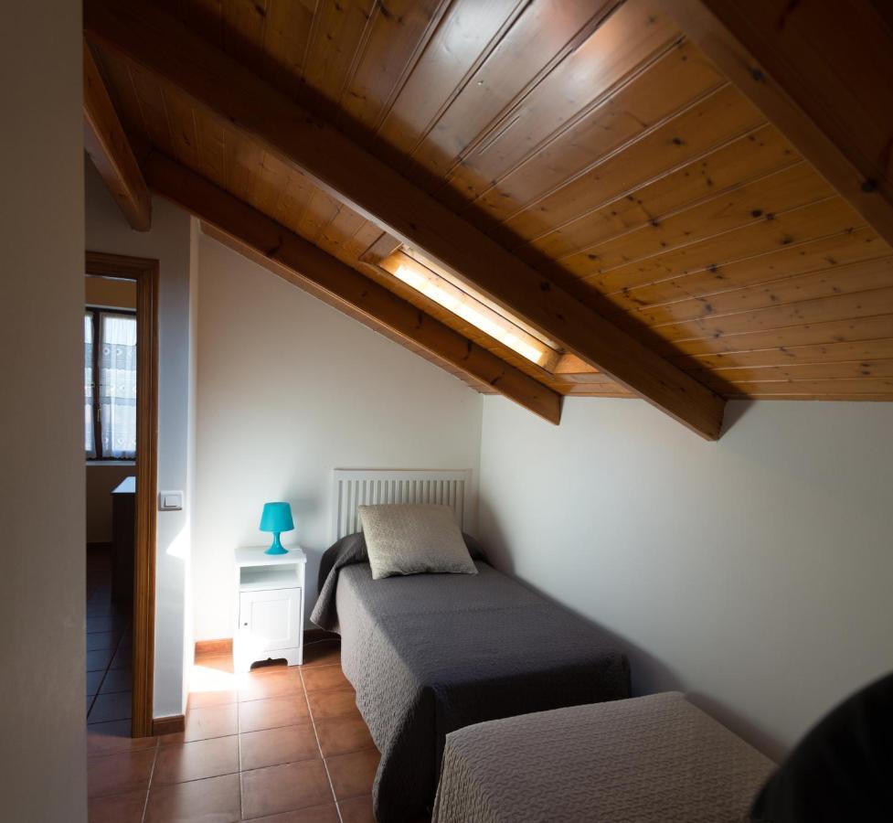 Posada De Suesa Ngoại thất bức ảnh